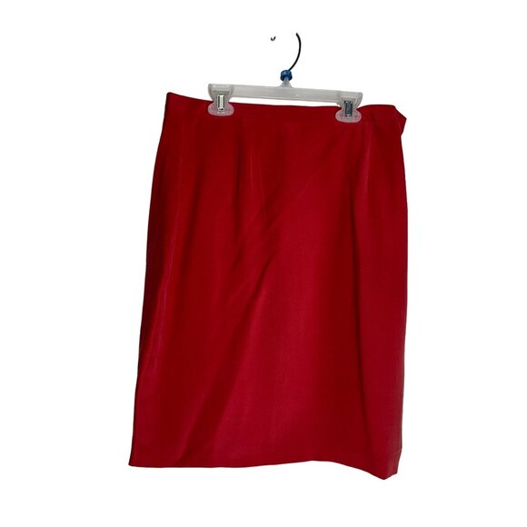 Chaus Dresses & Skirts - Chaus Pink Silk Pencil Straight Knee-Length Skirt 14